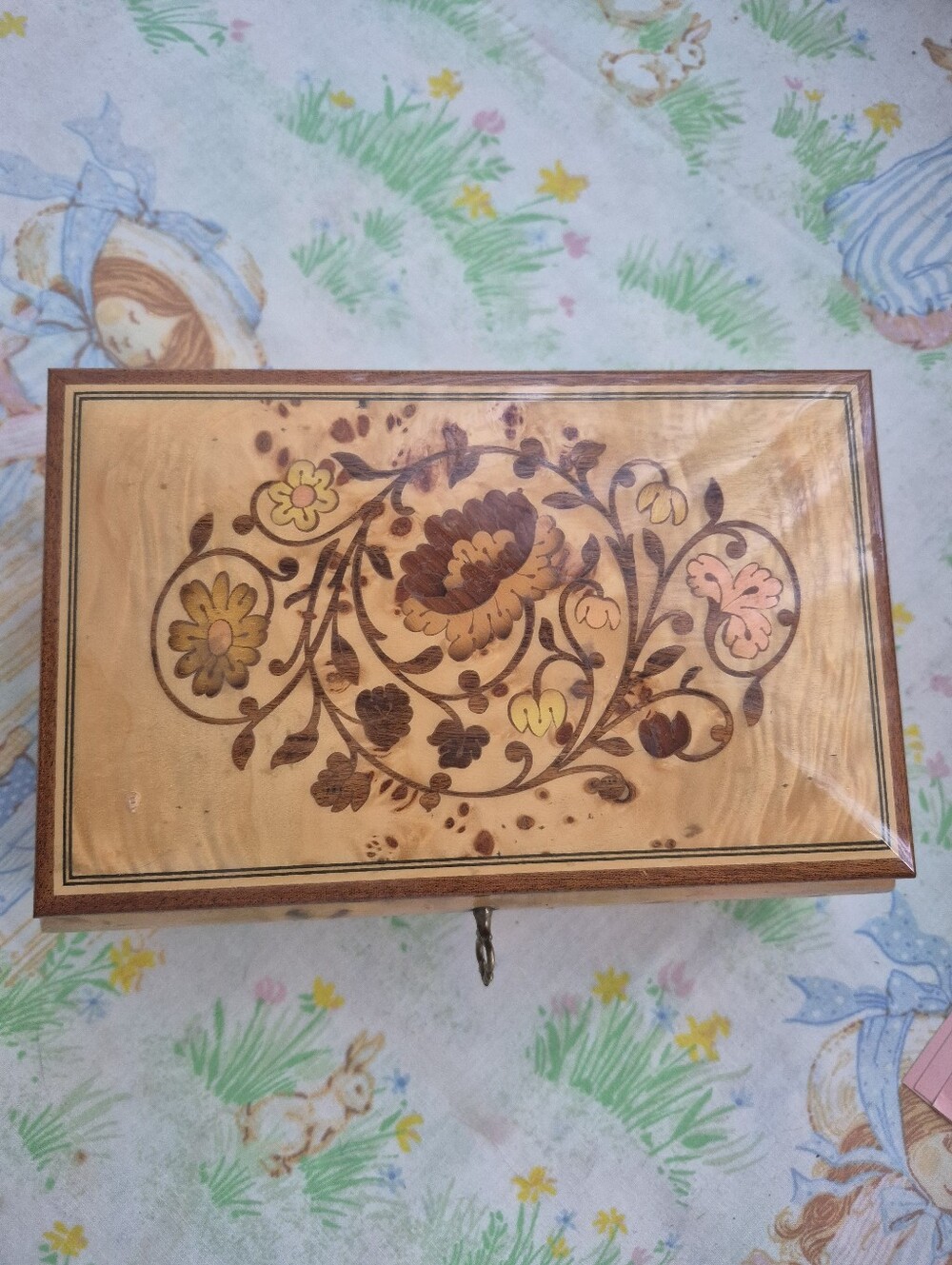 🌙Vintage Italian Sorrento Marquetry Music Box Burlwood COMPLETE W/ KEY Plays - Picture 8 of 10